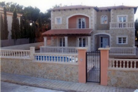 Construcciones y Reformas Mallorca S. G.